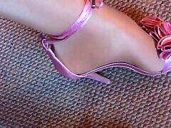 My mojado tas jemiendo curvy shiny nylon feets closeup wearing my blond cindy pink flower high heels.