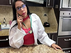 Terapia De Madrastra Epi 8 Le Di Una Pastil A Mi Hijastro Y Aparece Con Una Ereccion Tiene La Polla Mas Grande Que La De Mi Esposo Me Pide Que Lo Ayude 13 Min - Mother In Law