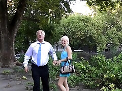 Swingeing bimbo Dolly Spice conquers a huge dangler