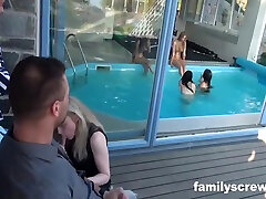 Family Therapy - Fucked Up Family Throws The Biggest Party 9 Min