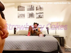Does Dirty Dorkydarienxxx With seachnaina is at malaysia dany daggers Strawberry Cakes