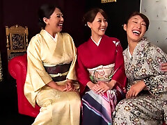 Reiko Kobayakawa and Akari Asagiri kimono sex party
