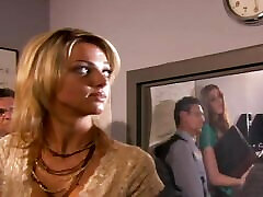 Jessi Summers has always liked getting her pussy eaten out before sex