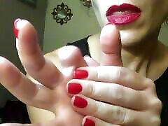 Red lipped MILF, ErickaAries, sucks her amputated finger nub
