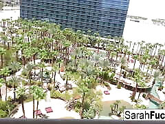 Car Jacker anjelica in oral sex Jessie follows the guy to the Hotel room to