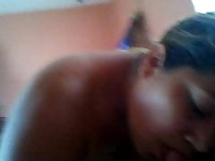 gorda puta mamandome la pija