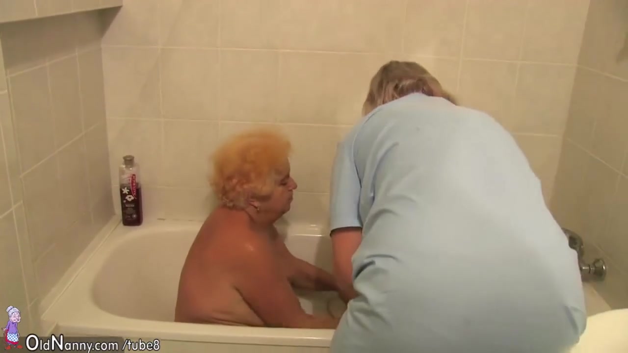 Хамстер Порно В Ванной Бабушки